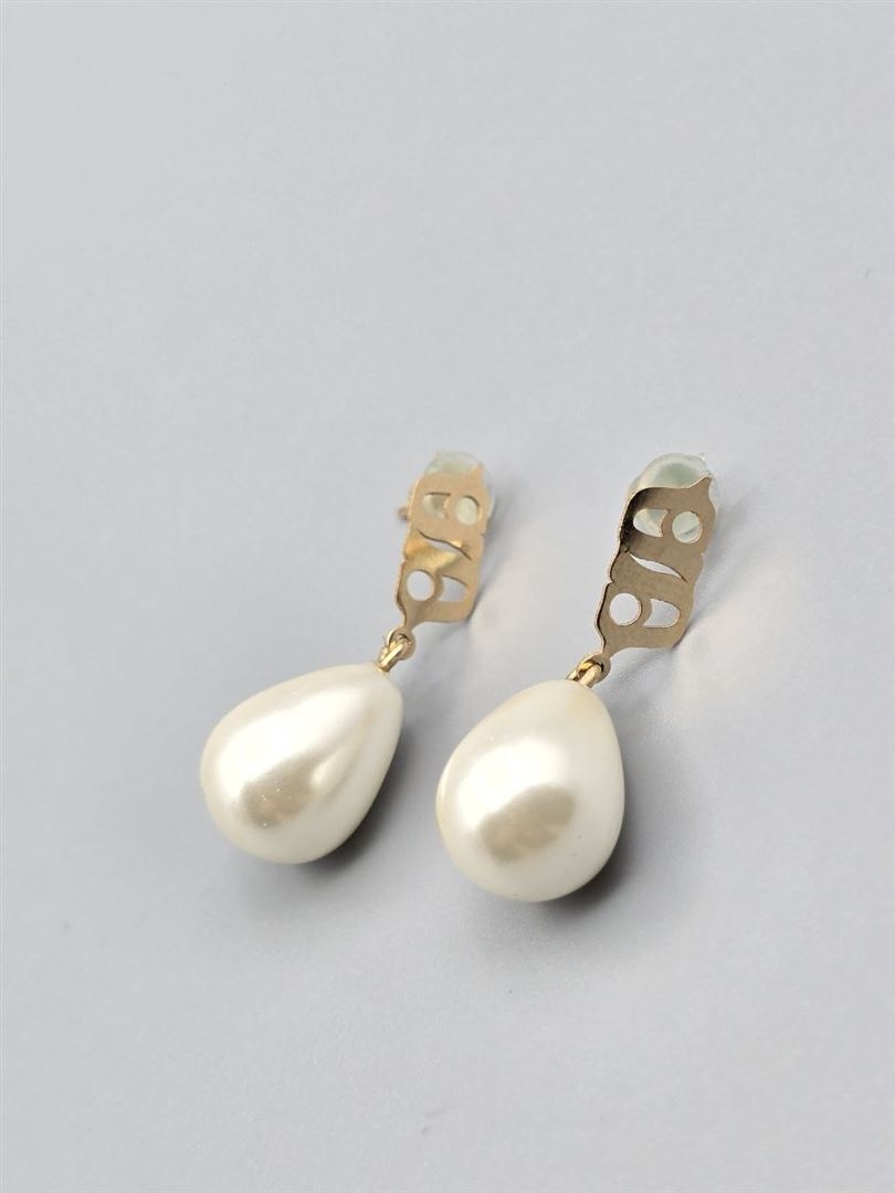 گوشواره نیمانی