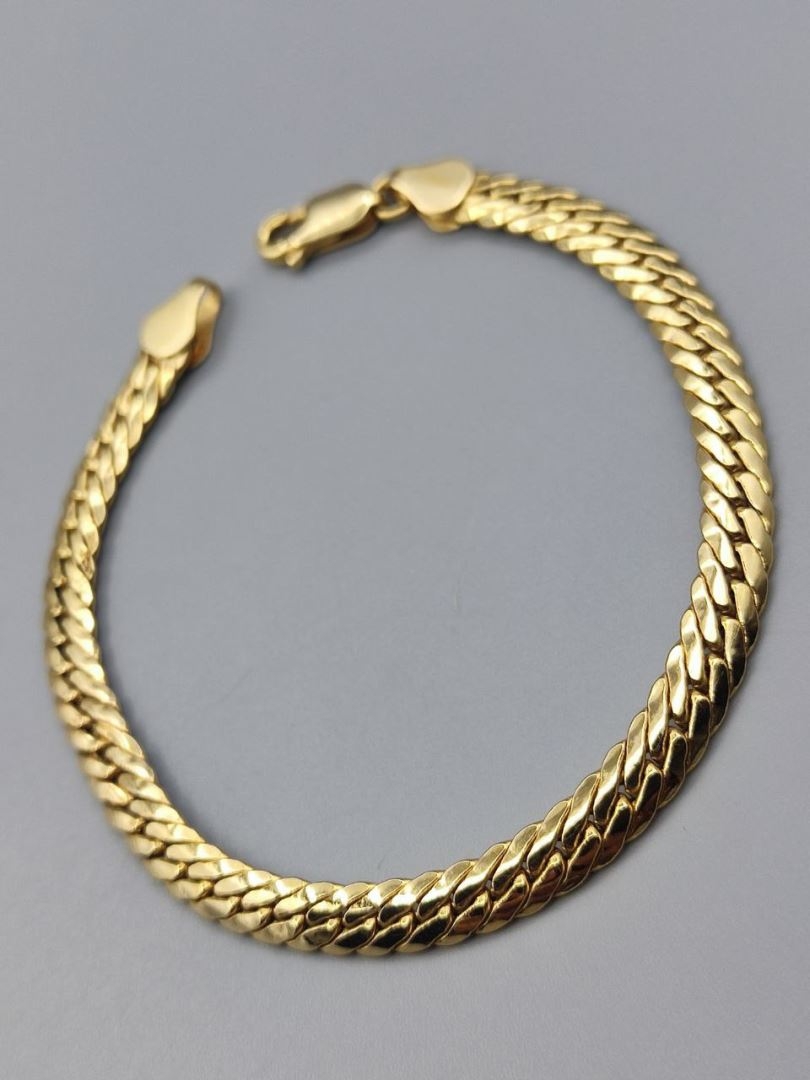 دستبند حصیری