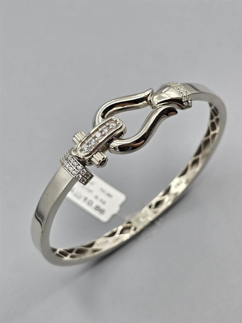 دستبند امگا