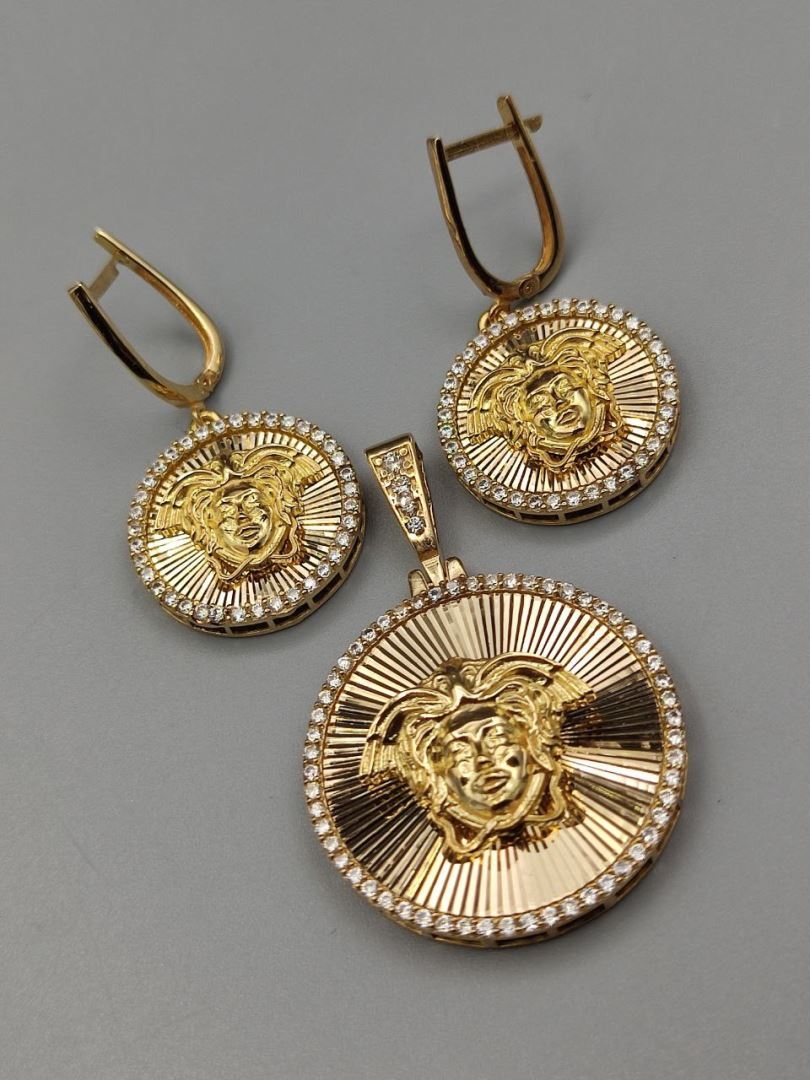 پلاک ورساچه