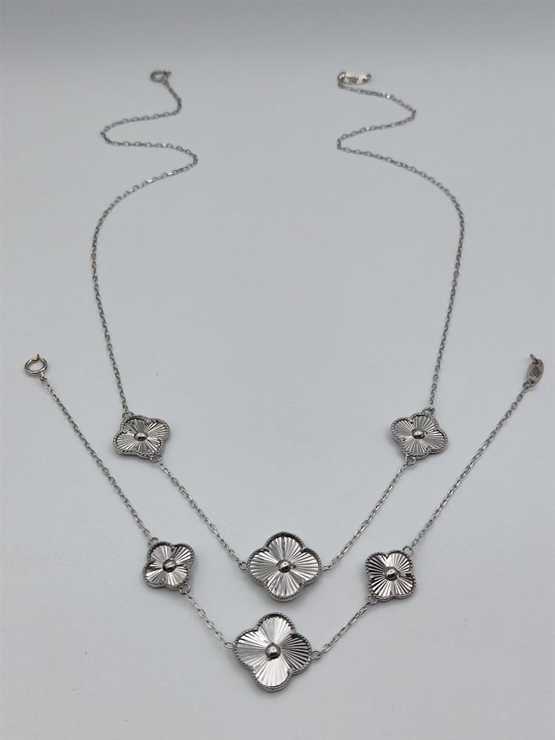 گردنبند ونکلیف