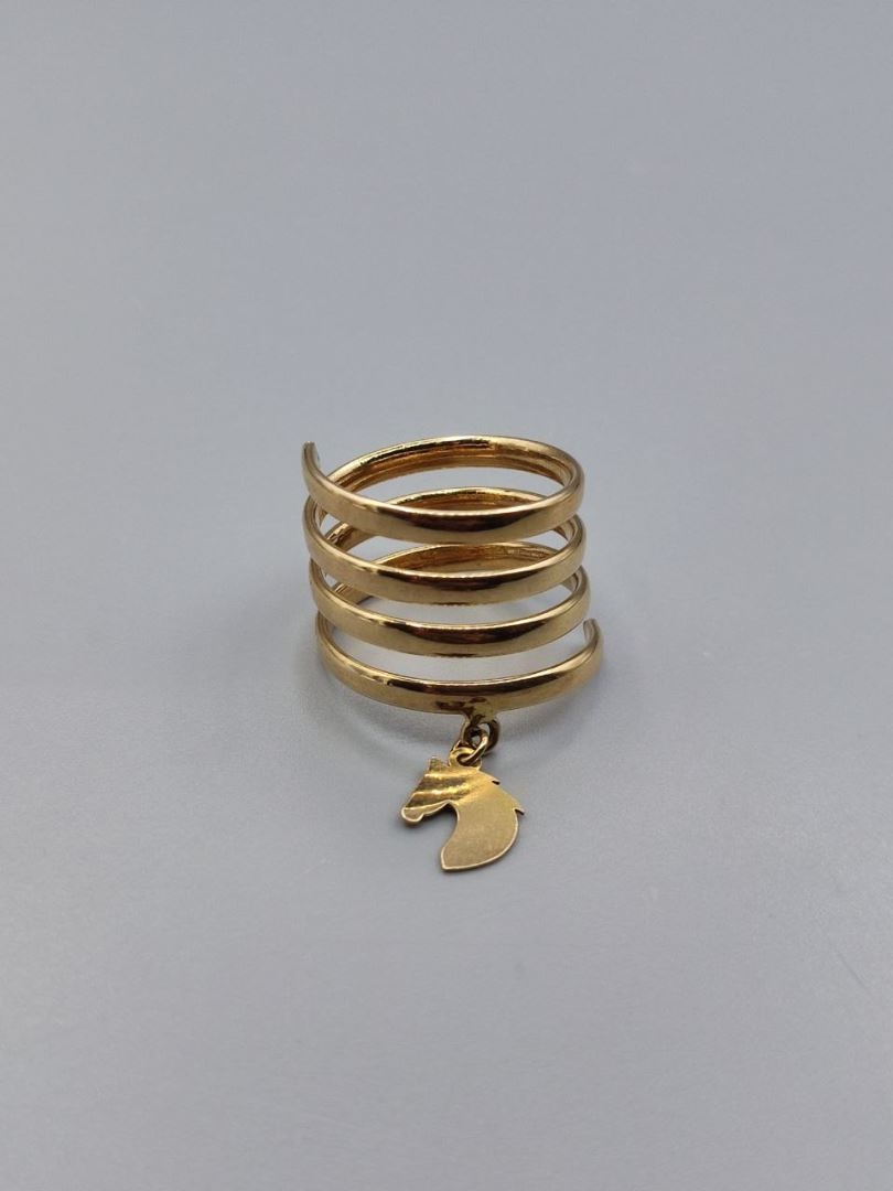 انگشتر ماری