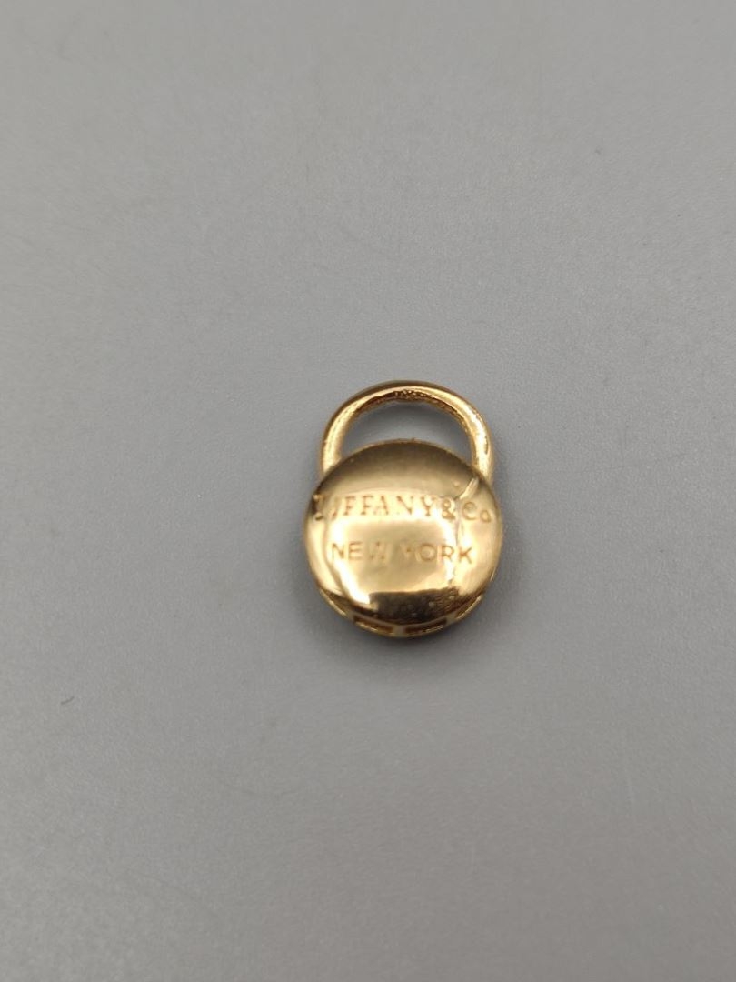 آویز قفل تیفانی