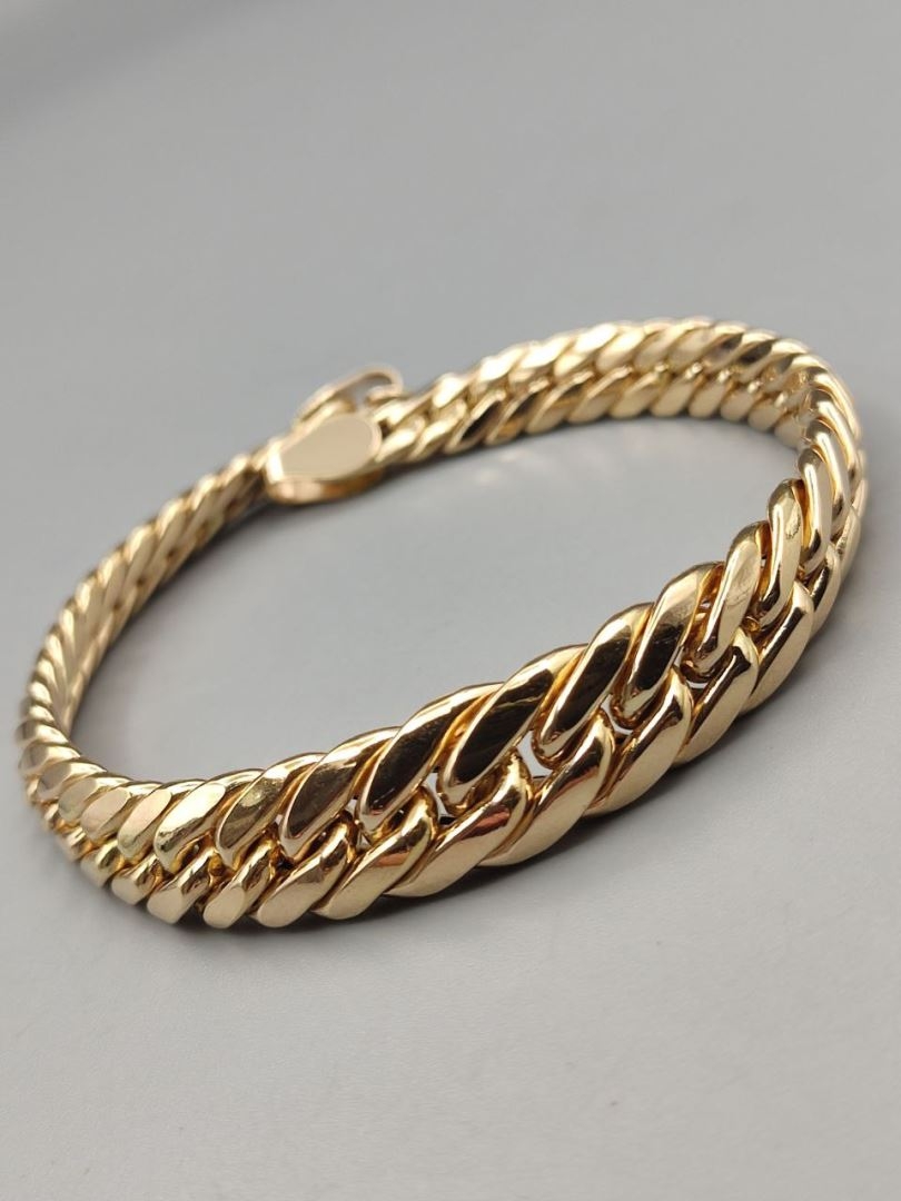 دستبند حصیری کونیک