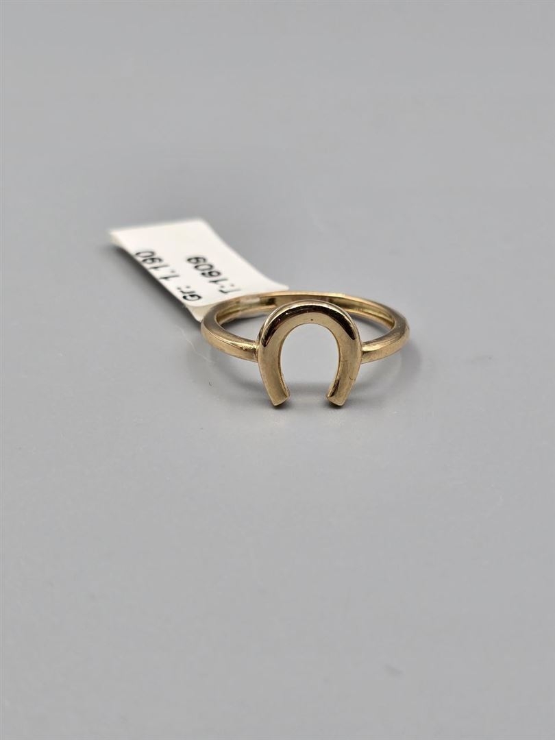 انگشتر مینیمال