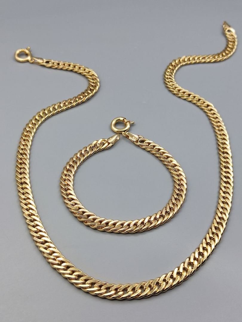 گردنبند سیسیلی