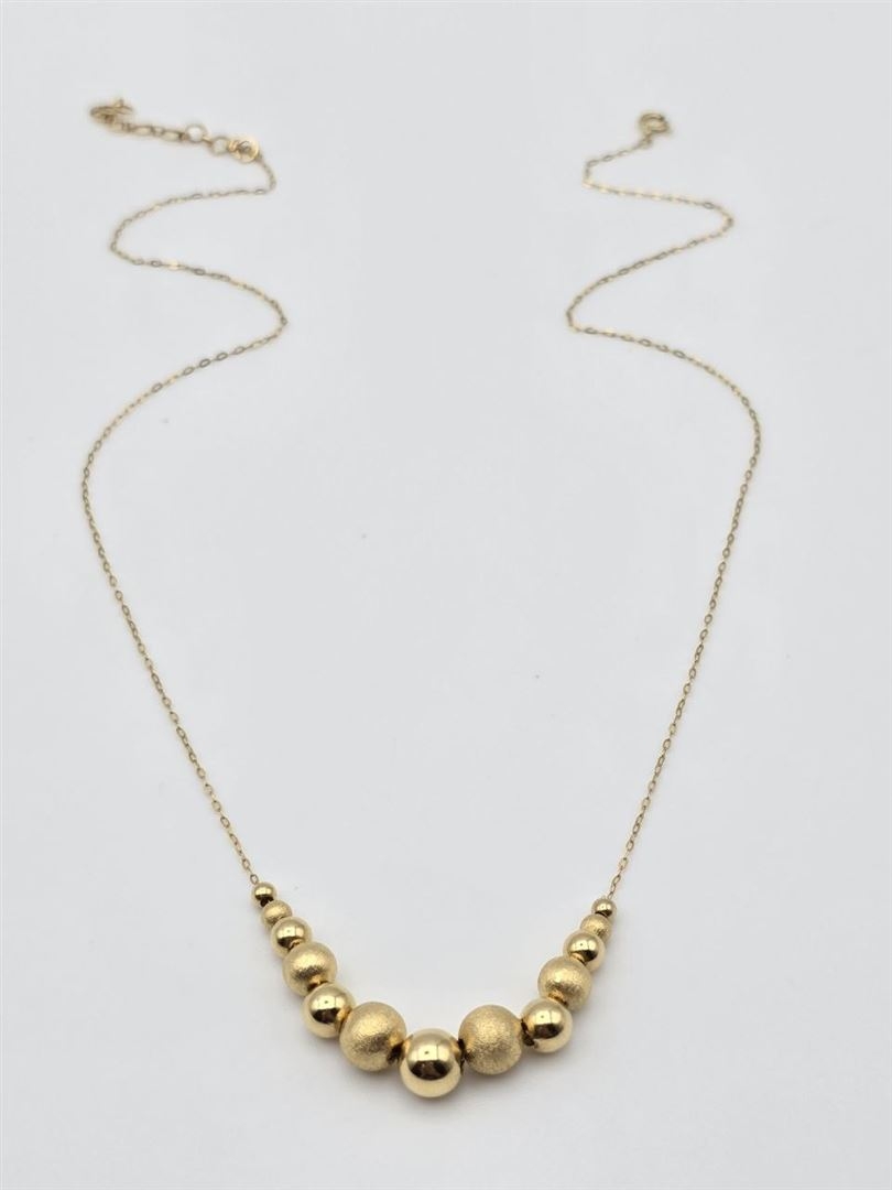 گردنبند گوی