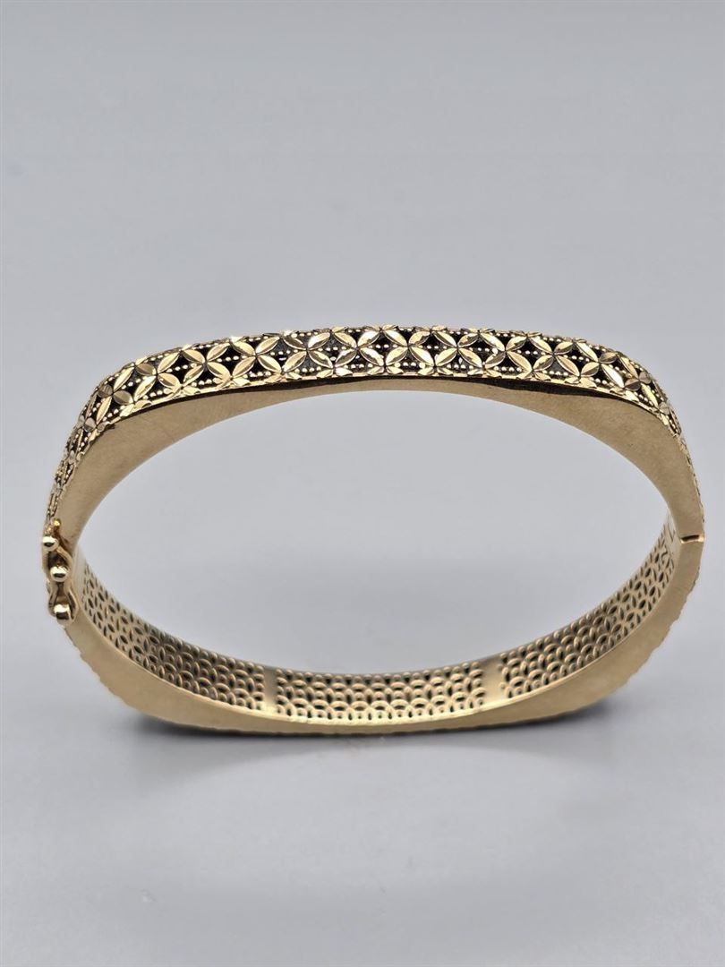 دستبند سیاه قلم