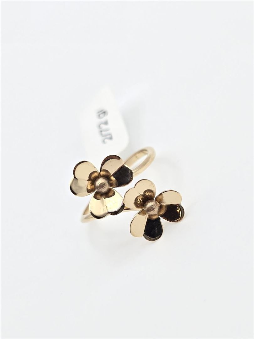 انگشتر شکوفه