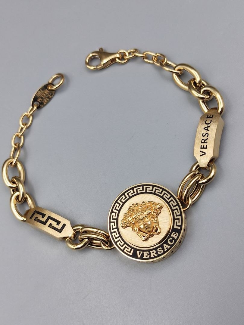 دستبند ورساچه