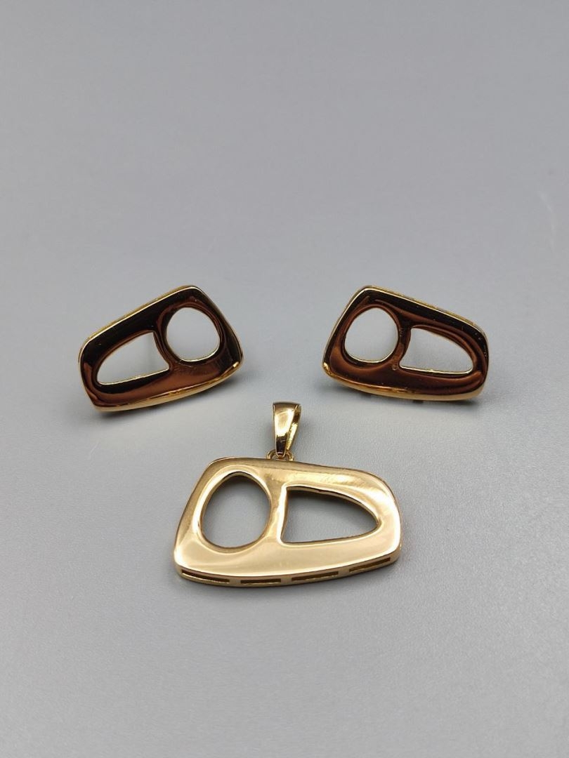 گوشواره نیمانی