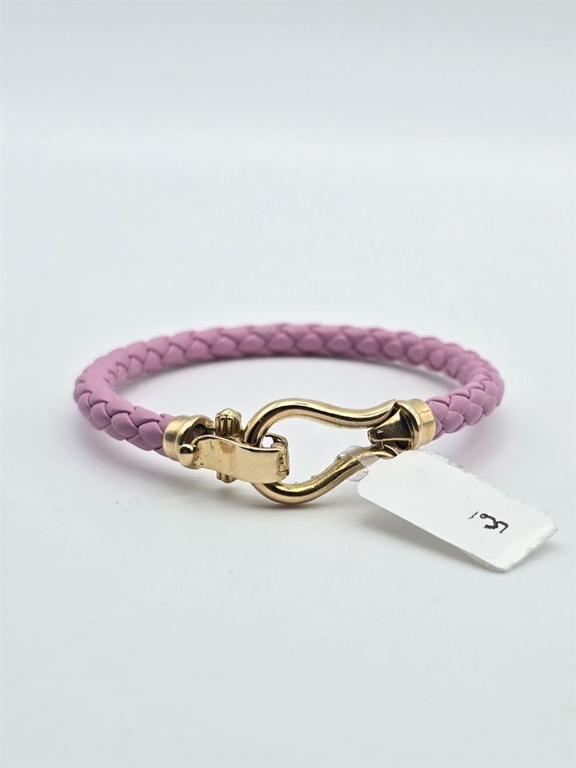 دستبند چرم امگا