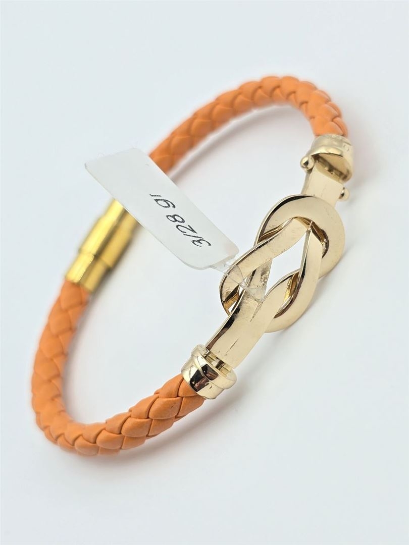 دستبند چرم امگا