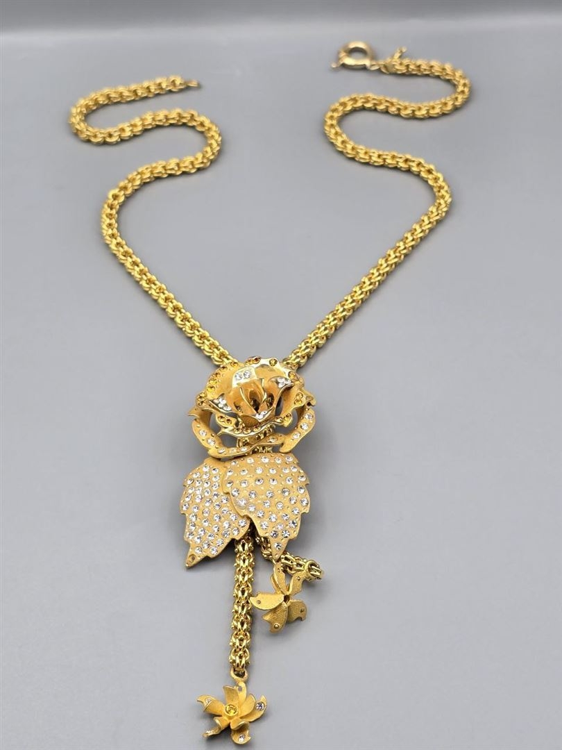 گردنبند گل اویز