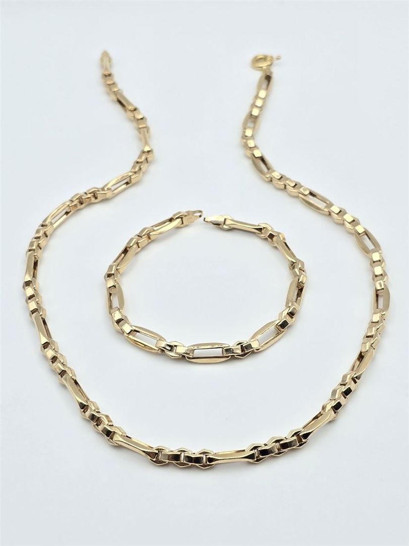 دستبند و گردنبند جلوا