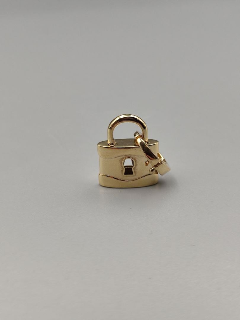 اویز قفل تیفانی