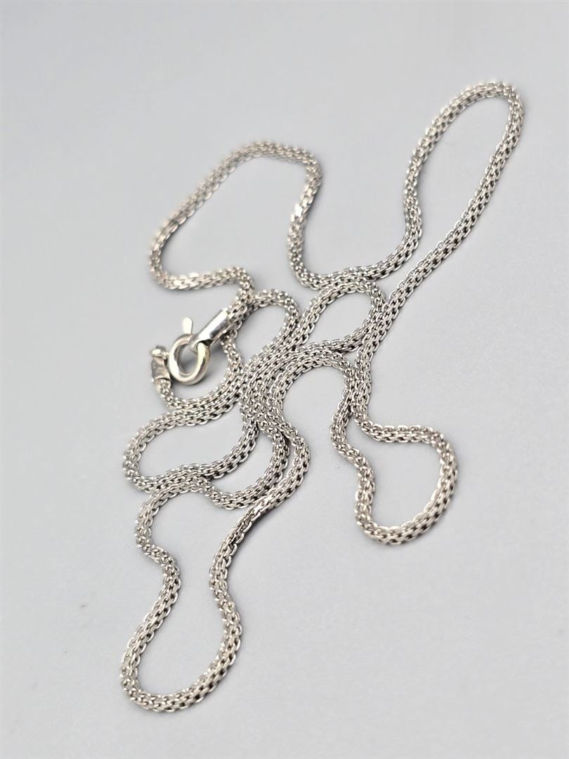 زنجیر سفید تک