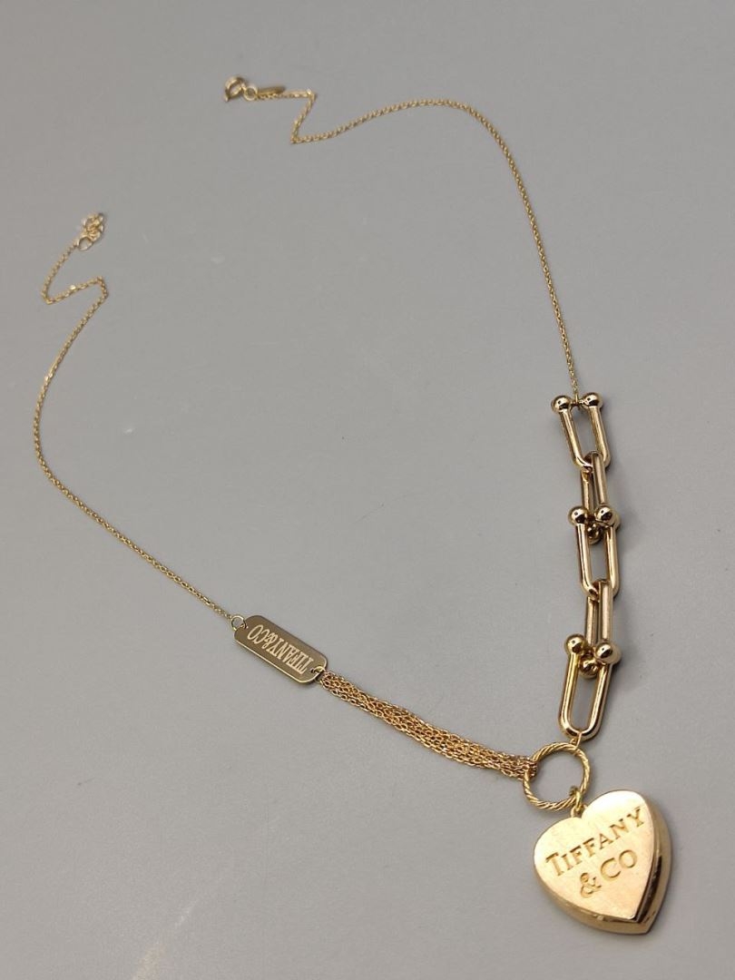 گردنبند تیفانی