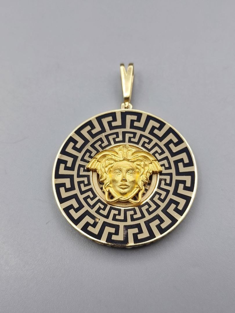 مدال ورساچه