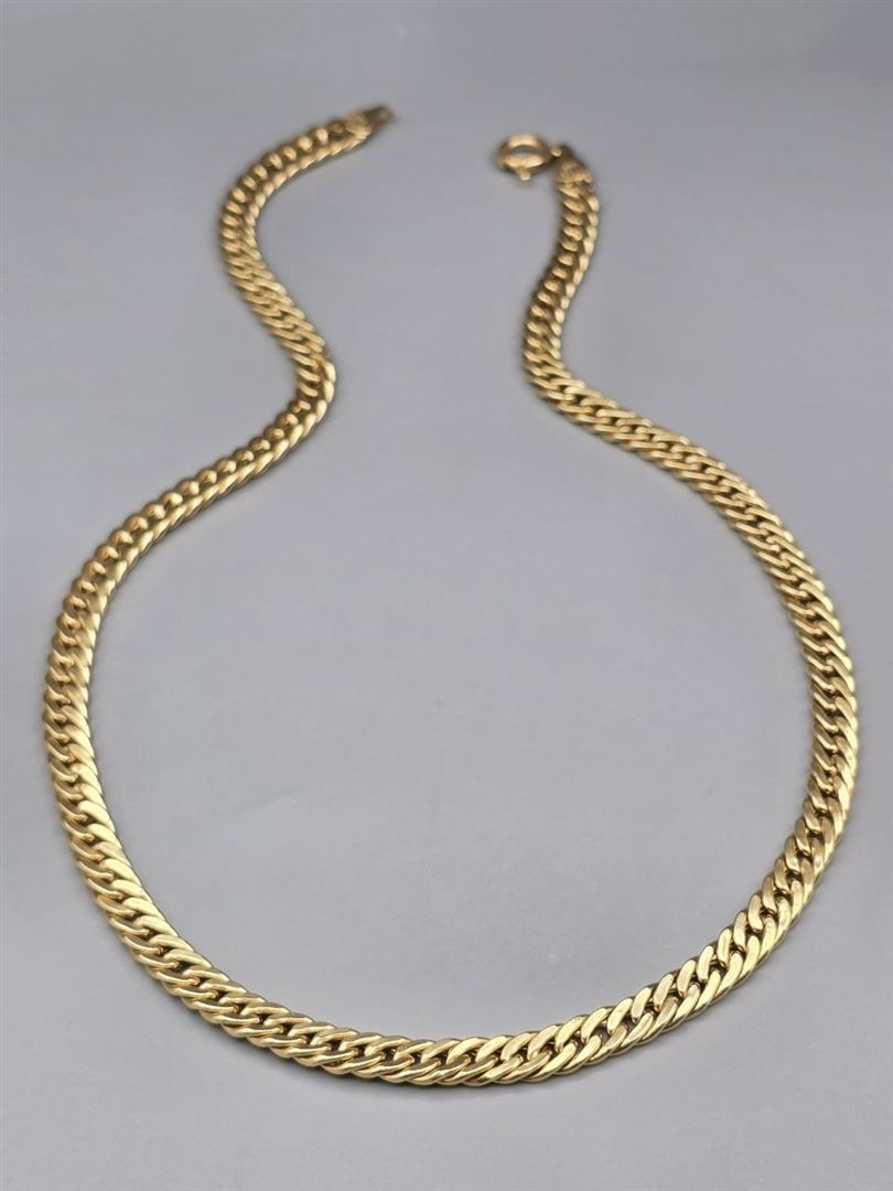 گردنبند سیسیلی