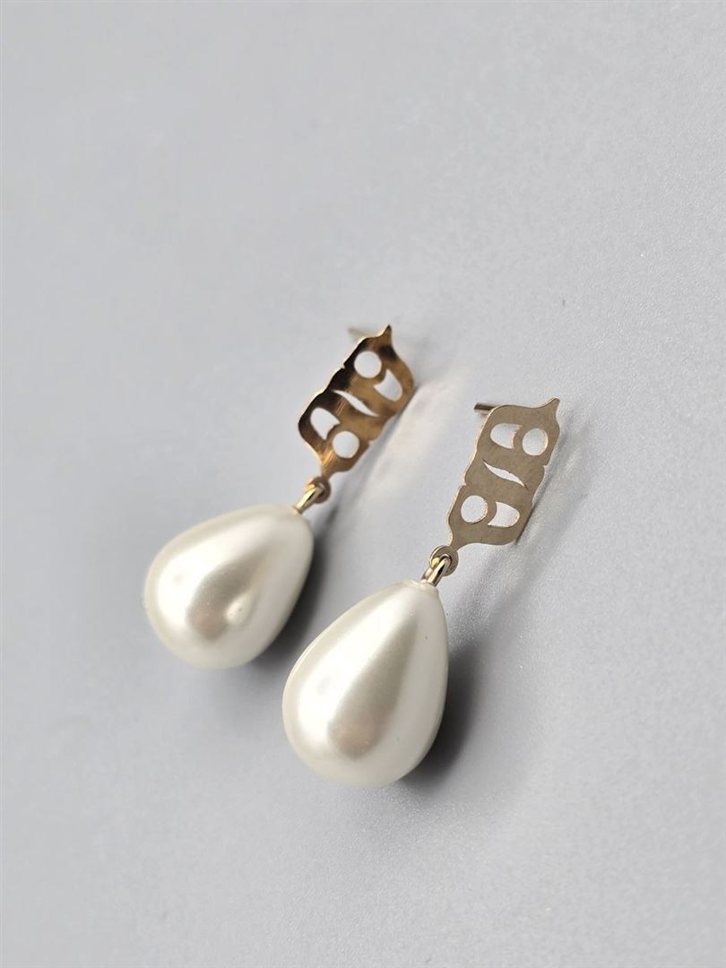 گوشواره نیمانی