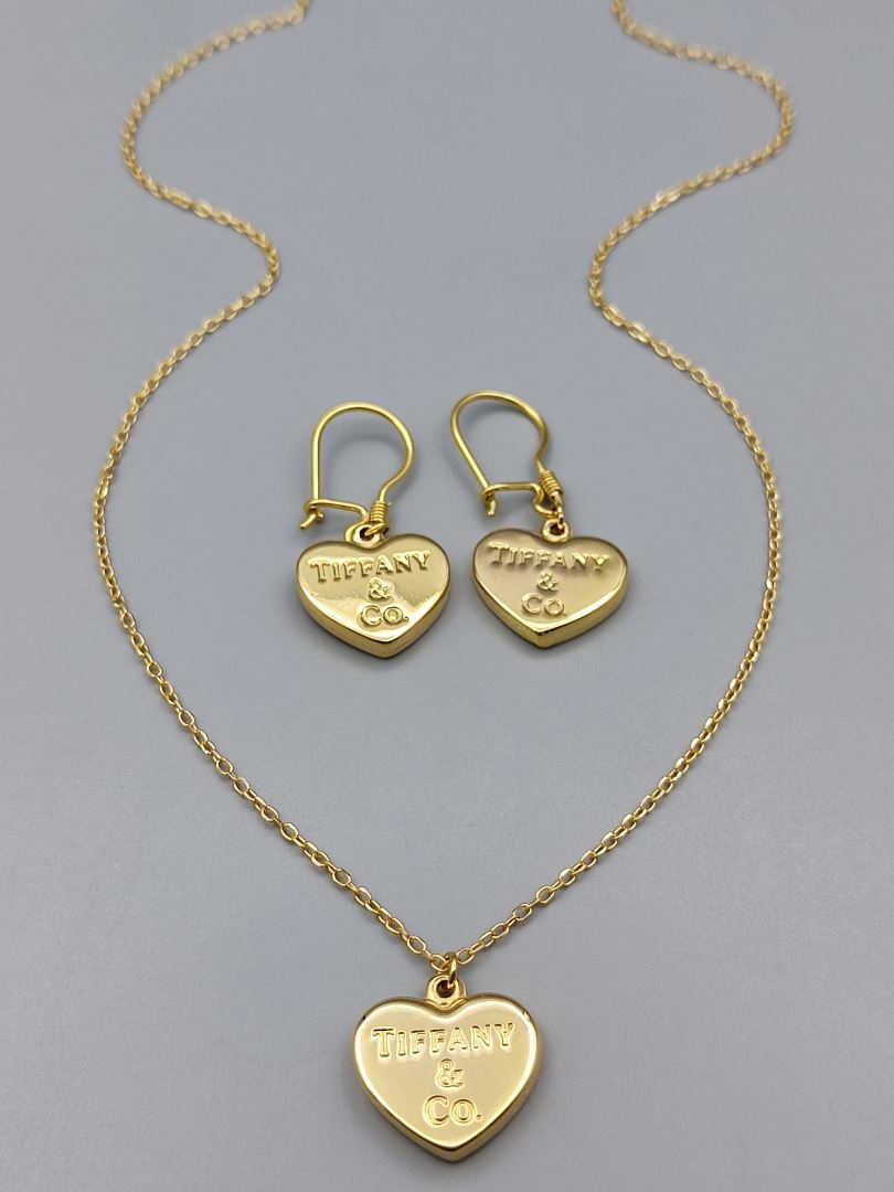 ست گردنبند و گوشواره تیفانی