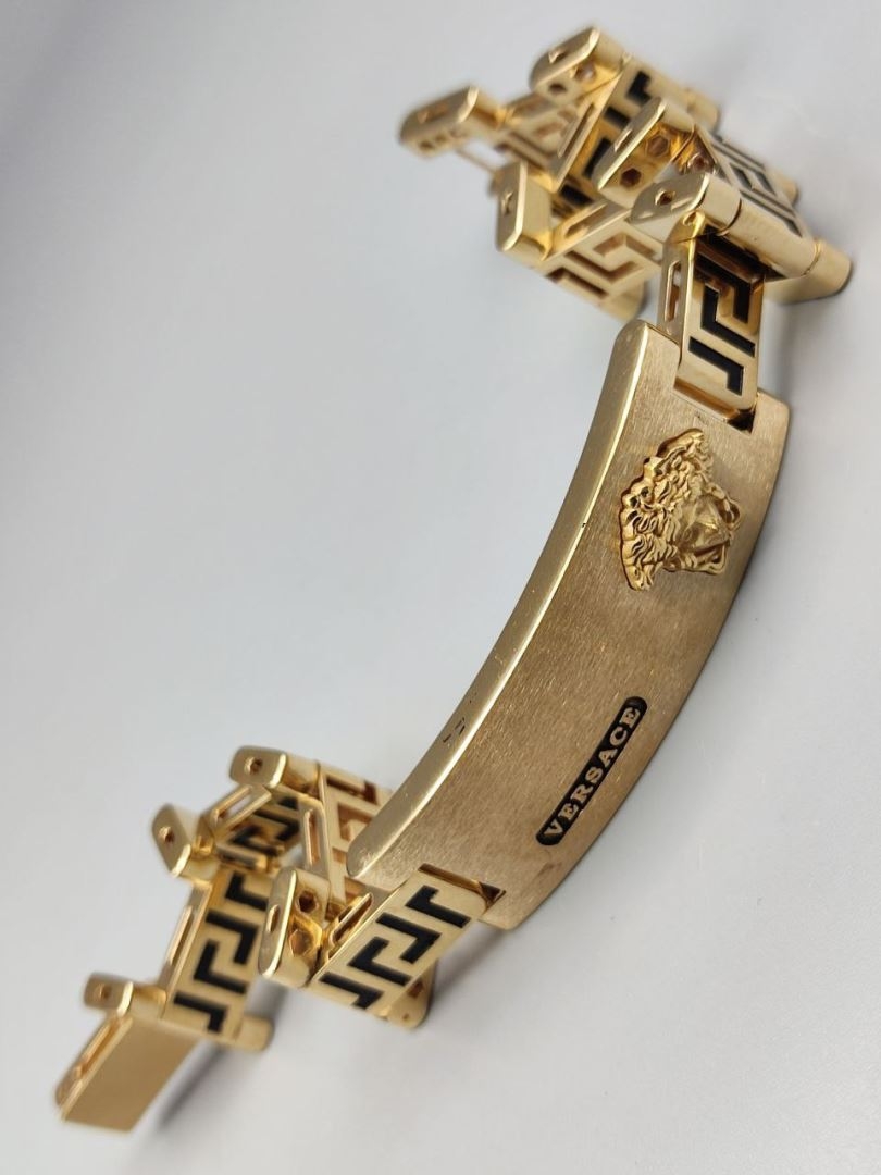 دستبند ورساچه