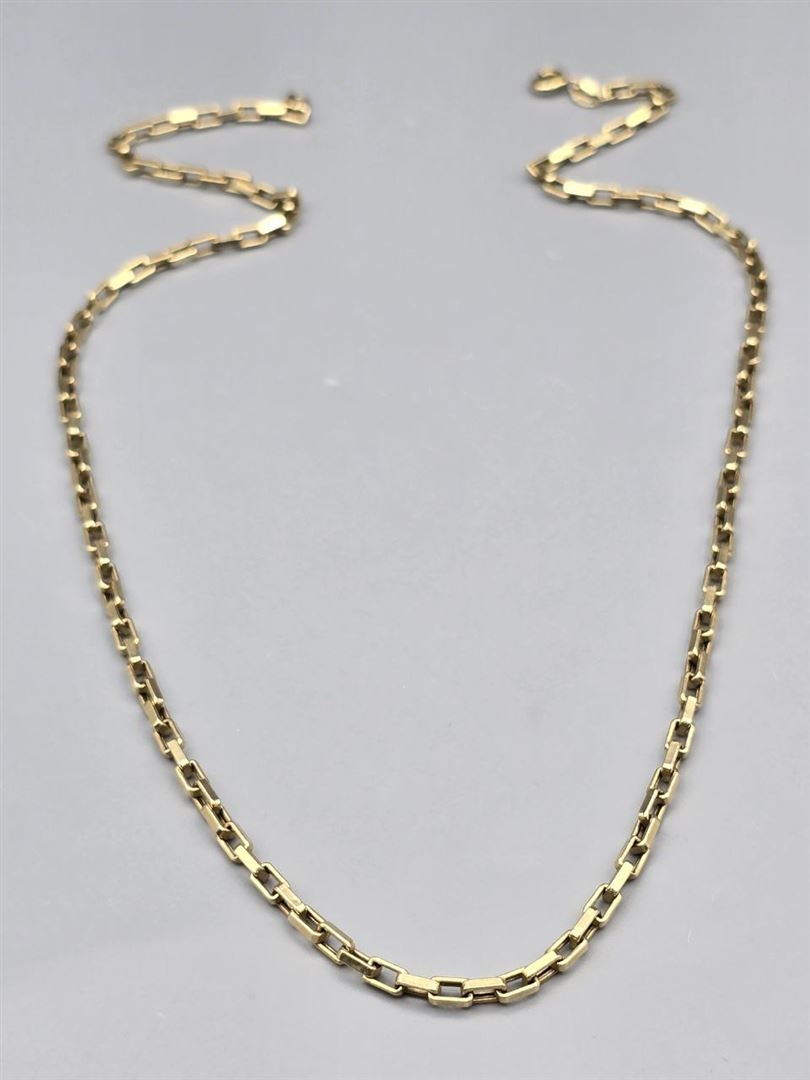 گردنبند دیپلمات