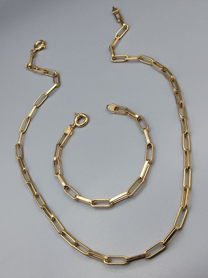 دستبند و گردنبند ورساچه