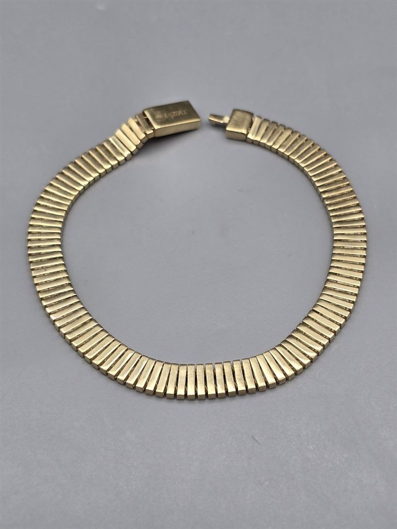 دستبند ماری