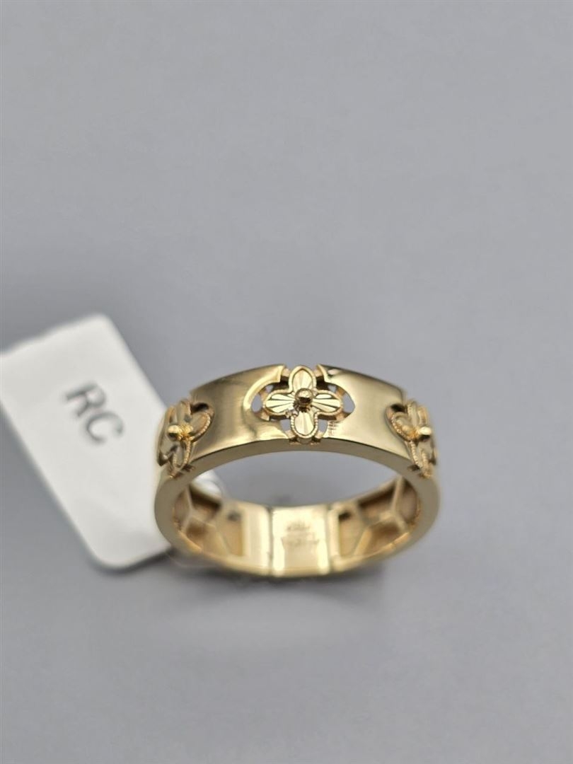 انگشتر روبرتو کویین