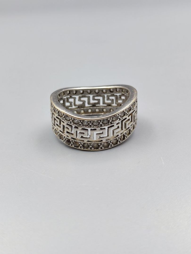 انگشتر ورساچه