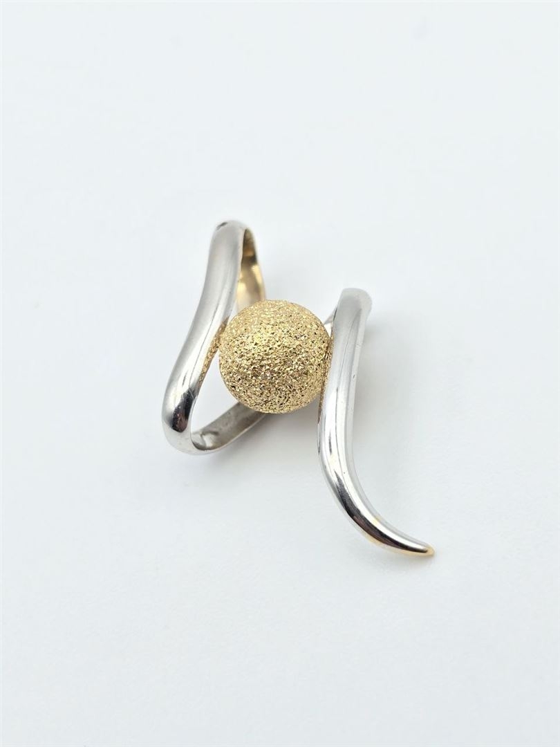 اویز شن پاش