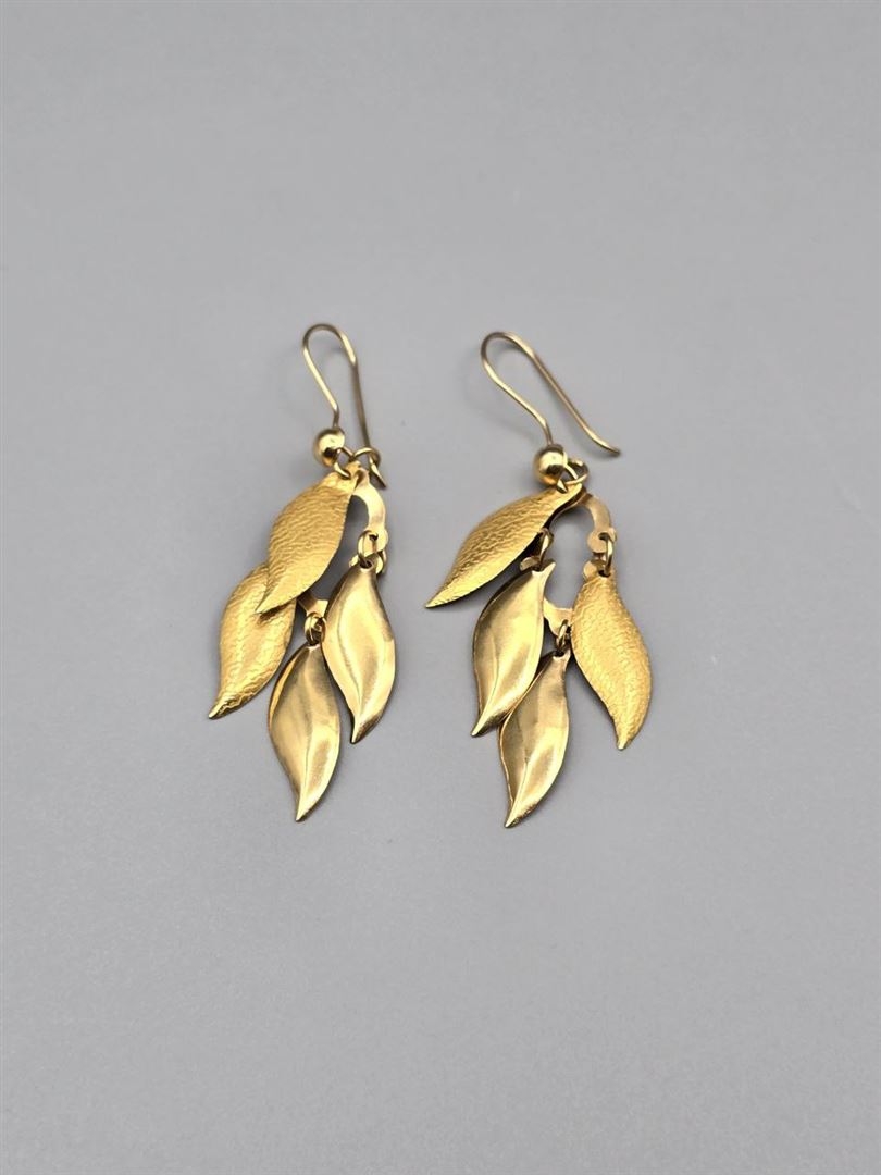 گوشواره برگ