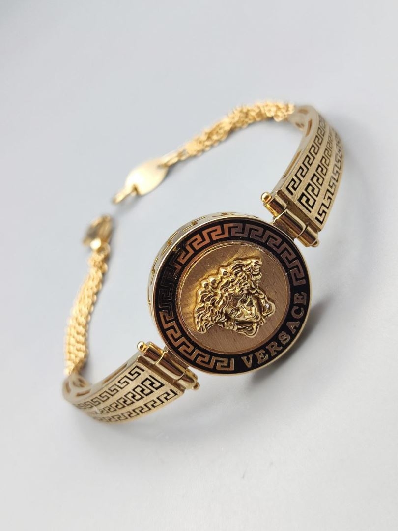 دستبند ورساچه