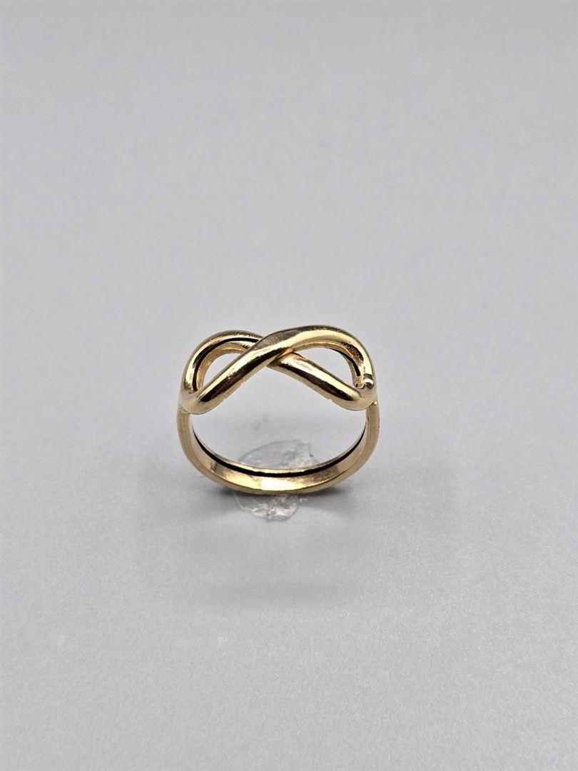 انگشتر بینهایت