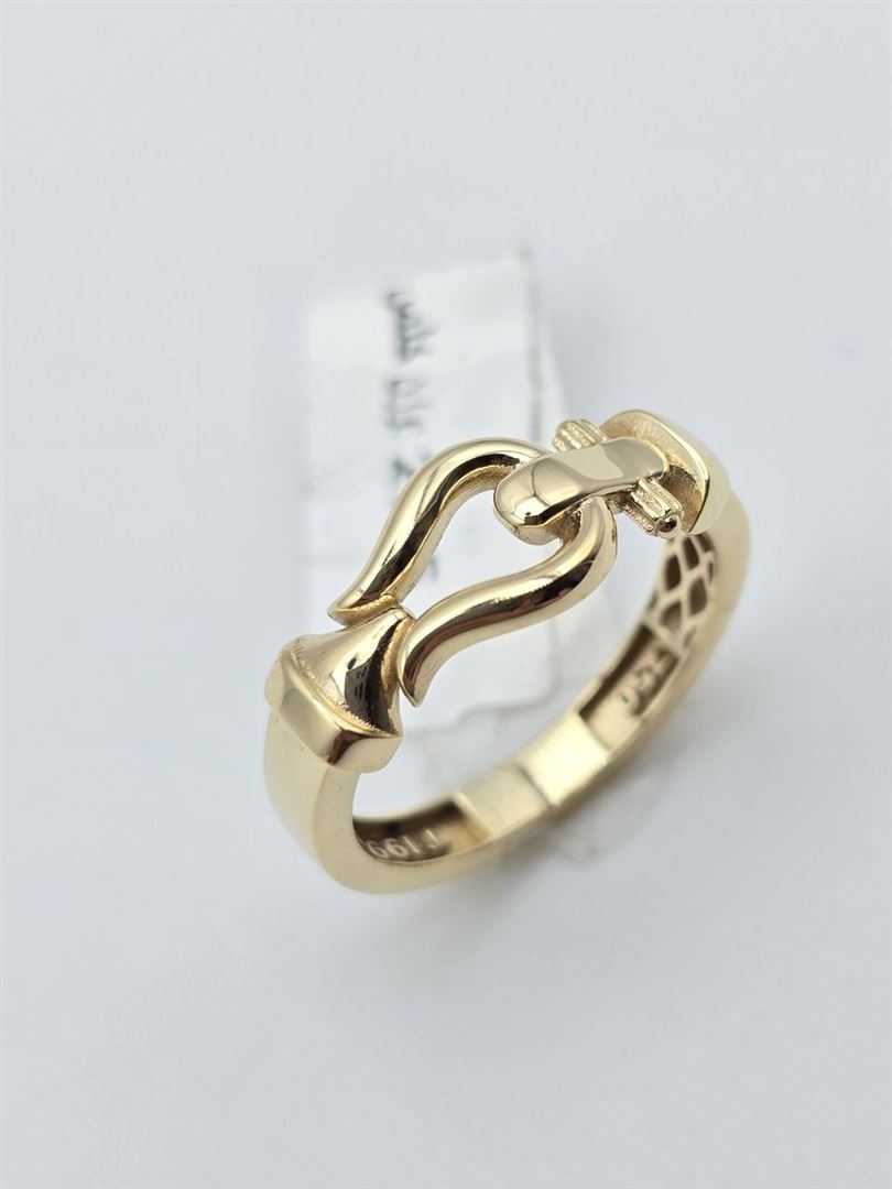 انگشتر امگا