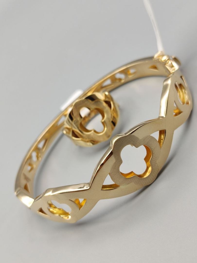 دستبند و انگشتر ونکلیف