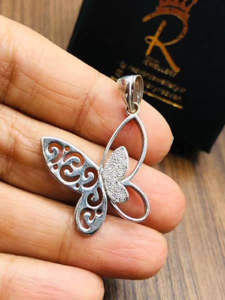 مدال پروانه