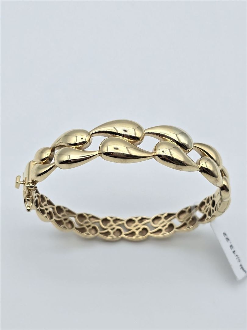 دستبند اشک سلوا