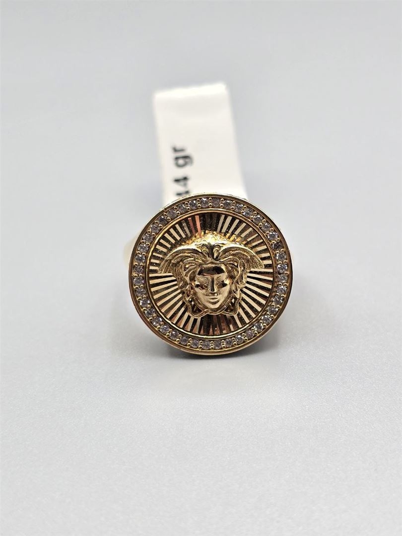 انگشتر ورساچه