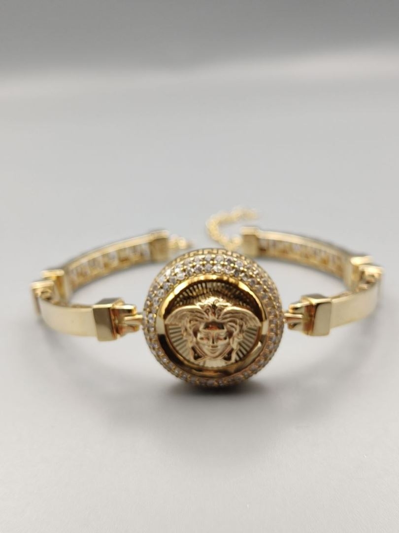 دستبند ورساچه