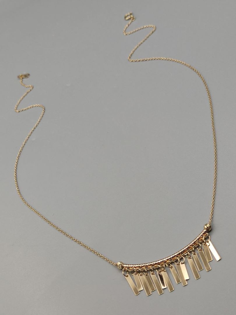 گردنبند دیبا