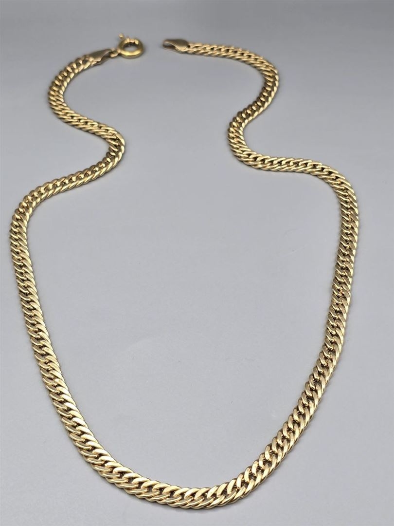 گردنبند سیسیلی