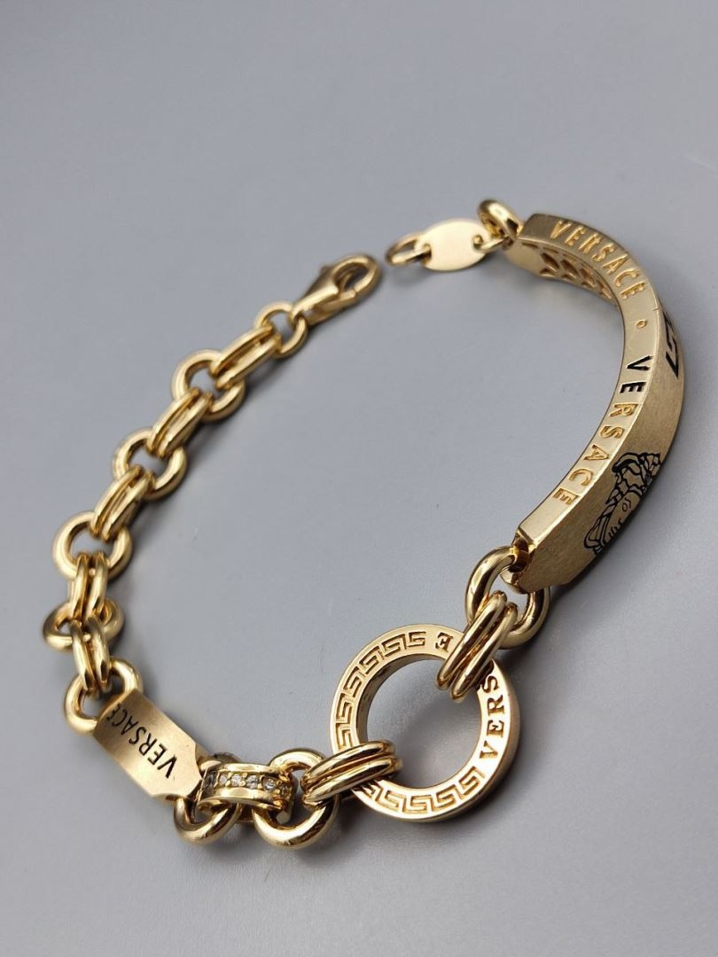 دستبند ورساچه