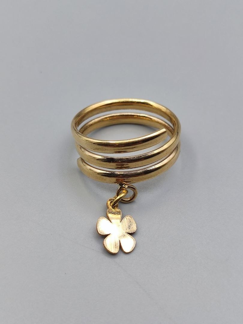 انگشتر ماری