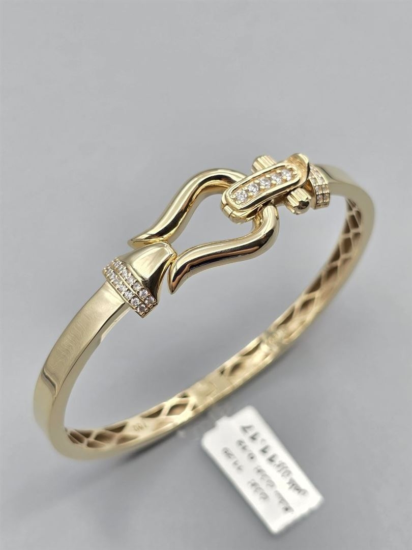 دستبند امگا