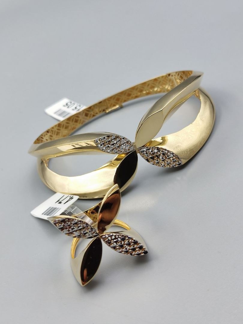 ست بنگل و انگشتر ونکلیف