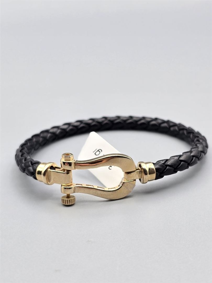 دستبند چرم امگا