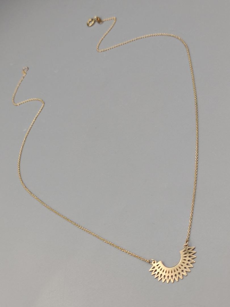 گردنبند خورشید